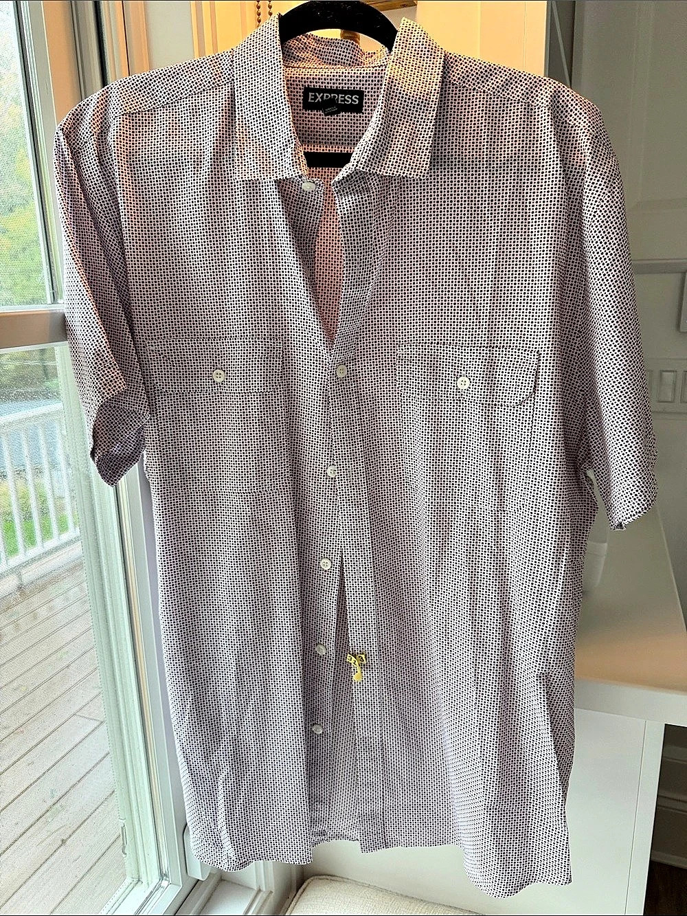 Express Men's Polka Dot Button Down Shirt Size XL Like New